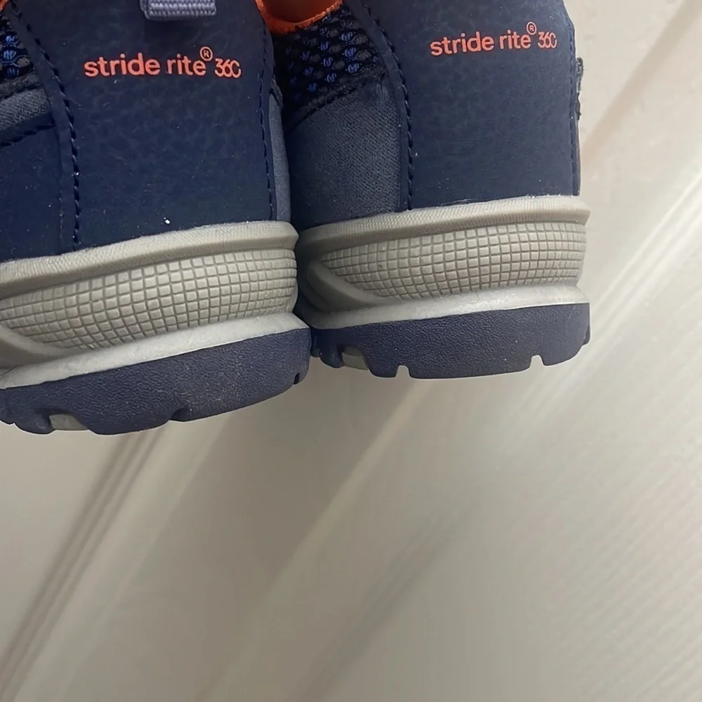 Stride Rite 360 Unisex-Child Artin 2.0 shoe navy orange  New Sz 10M sneaker